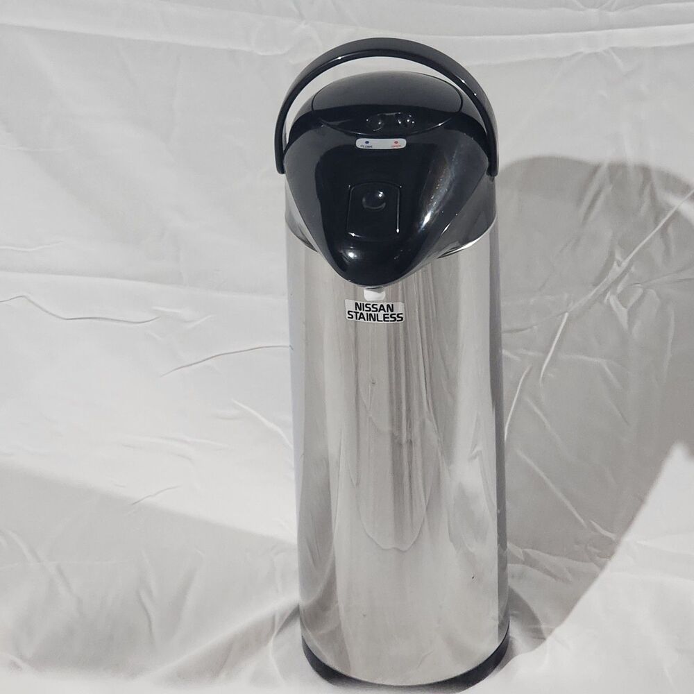 Used 2.5qt Nissan Thermos Vacuum Pump  Hot 12 hrs/ Cold 24 hrs